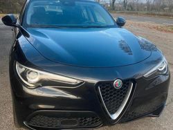 Nero Usata 2019 Alfa Romeo Stelvio Executive SUV | 23.000 € (Buon prezzo)