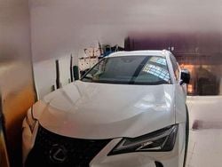 Bianco Usata 2020 Lexus UX 250h SUV | 24.000 € (Buon prezzo)