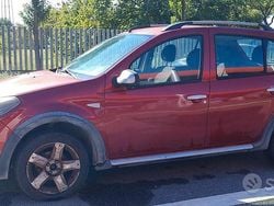 Rosso Usata 2011 Dacia Sandero Stepway Due volumi | 4000 € (Ottimo prezzo)