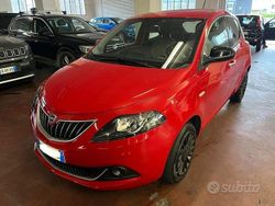 Rosso Usata 2022 Lancia Ypsilon S Due volumi | 11.800 € (Buon prezzo)