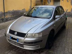 Argento Usata 2005 Fiat Stilo Active Tre volumi | 2000 € (Buon prezzo)