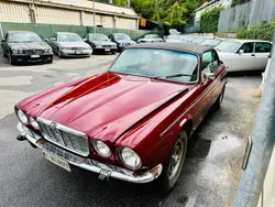 Rosso Usata 1976 Jaguar XJ12 Tre volumi | 27.000 €