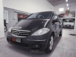 Nero Usata 2007 Mercedes A150 Avantgarde Monovolume | 2500 € (Ottimo prezzo)