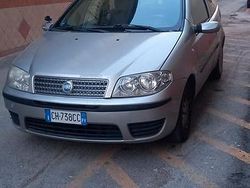 Grigio Usata 2003 Fiat Punto Tre volumi | 1199 € (Buon prezzo)