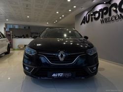 Nero Usata 2017 Renault Mégane IV Tre volumi | 5300 € (Buon prezzo)