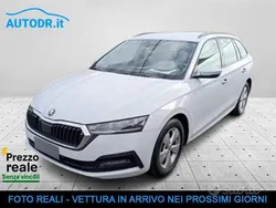 Bianco Usata 2022 Skoda Octavia G-TEC Executive Station wagon | 20.880 € (Buon prezzo)