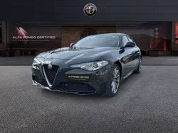Nero Usata 2019 Alfa Romeo Giulia Super Tre volumi | 21.200 € (Buon prezzo)