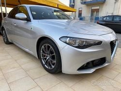 Argento Usata 2016 Alfa Romeo Giulia Super Tre volumi | 16.490 € (Buon prezzo)