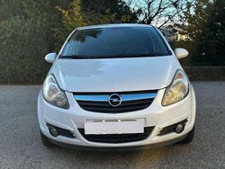 Bianco Usata 2011 Opel Corsa Edition Tre volumi | 4800 € (Cara)