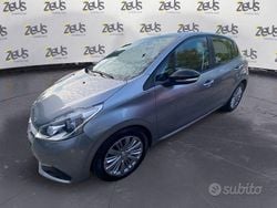Grigio Usata 2019 Peugeot 208 Active Due volumi | 10.900 € (Buon prezzo)