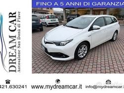 Bianco Usata 2018 Toyota Auris Touring Sports Station wagon | 12.000 €