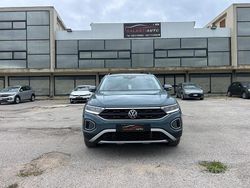 Grigio Usata 2023 VW T-Roc Edition SUV | 24.890 € (Buon prezzo)