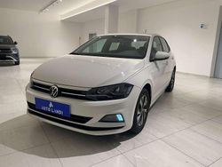 Bianco Usata 2021 VW Polo Comfortline Tre volumi | 8900 € (Super prezzo)