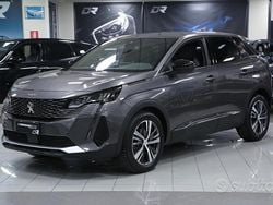 Grigio Usata 2023 Peugeot 3008 Allure SUV | 23.500 € (Buon prezzo)