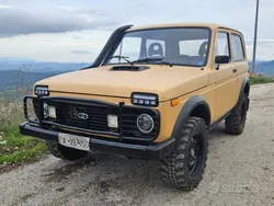 Usata 1990 Lada niva SUV | 7500 €