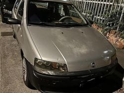 Grigio Usata 2002 Fiat Punto Due volumi | 1300 € (Buon prezzo)