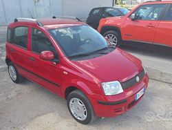 Rosso Usata 2012 Fiat Panda Due volumi | 3000 € (Buon prezzo)