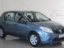 Celeste Usata 2009 Dacia Sandero Due volumi | 2900 € (Buon prezzo)