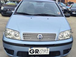 Blu Usata 2007 Fiat Punto Classica Due volumi | 2950 € (Molto cara)