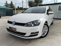 Bianco Usata 2015 VW Golf Highline Tre volumi | 10.500 € (Buon prezzo)