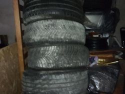 Grigio Usata 2003 Ford Focus Tre volumi | 1300 € (Buon prezzo)