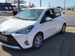 Non specificato Usata 2018 Toyota Yaris Hybrid Style Tre volumi | 16.990 € (Molto cara)