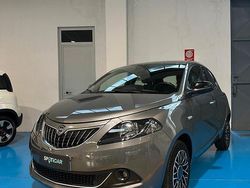 Grigio Usata 2024 Lancia Ypsilon S Due volumi | 12.900 € (Buon prezzo)
