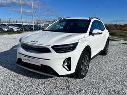 Bianco Usata 2022 Kia Stonic Style SUV | 15.400 € (Buon prezzo)