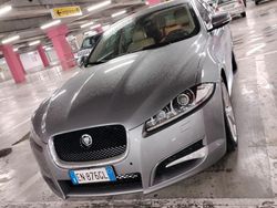 Grigio Usata 2012 Jaguar XF Tre volumi | 11.800 € (Cara)