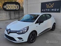 Bianco Usata 2018 Renault Clio IV Intens Tre volumi | 7900 € (Buon prezzo)