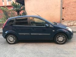Blu Usata 2006 Ford Fiesta Due volumi | 1500 € (Buon prezzo)
