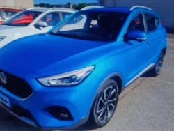 Blu/azzurro Usata 2022 MG ZS Luxury Tre volumi | 11.800 € (Buon prezzo)