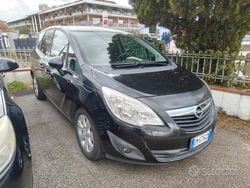 Nero Usata 2013 Opel Meriva Monovolume | 3999 € (Buon prezzo)