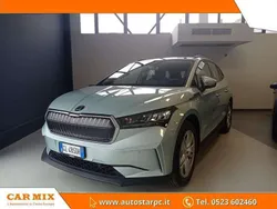 Grigio Usata 2022 Skoda Enyaq iV Executive SUV | 29.900 € (Buon prezzo)