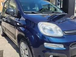 Blu/azzurro Usata 2013 Fiat Panda Lounge Due volumi | 5500 € (Ottimo prezzo)