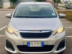 Usata 2015 Peugeot 108 Allure Due volumi | 7800 € (Buon prezzo)
