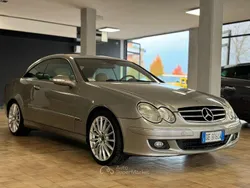 Marrone Usata 2006 Mercedes CLK320 Avantgarde Coupé | 3800 € (Buon prezzo)