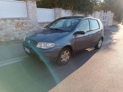 Grigio Usata 2004 Fiat Punto Active Due volumi | 1800 € (Buon prezzo)