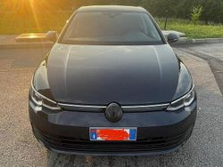 Grigio Usata 2020 VW Golf VIII Tre volumi | 21.500 € (Buon prezzo)