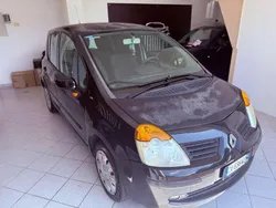 Nero Usata 2005 Renault Modus Privilege Monovolume | 1400 € (Super prezzo)