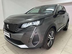 Grigio Usata 2022 Peugeot 3008 Allure SUV | 21.900 € (Buon prezzo)