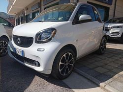 Bianco Usata 2016 Smart ForTwo Coupé Passion Due volumi | 12.500 € (Buon prezzo)