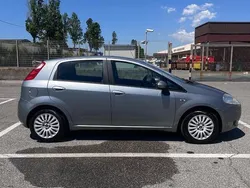 Usata 2008 Fiat Grande Punto Dynamic Due volumi | 3500 € (Buon prezzo)