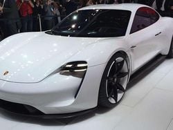 Usata 2021 Porsche Taycan Performance Package Tre volumi | 65.000 € (Buon prezzo)