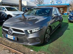 Grigio Usata 2021 Mercedes A180 Premium Tre volumi | 19.999 € (Ottimo prezzo)