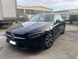 Nero Usata 2023 Mercedes A180 Advanced Tre volumi | 21.600 € (Ottimo prezzo)