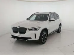 Bianco Usata 2021 BMW iX3 Impressive SUV | 29.900 €