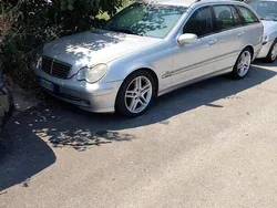 Usata 2002 Mercedes C200 Station wagon | 2000 € (Buon prezzo)