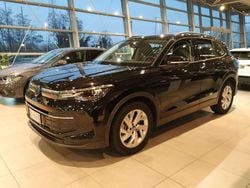 Nero Usata 2025 VW Tiguan Life SUV | 38.000 € (Molto cara)