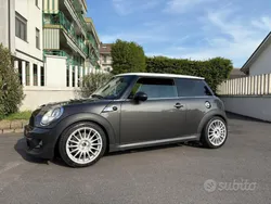 Usata 2011 Mini Cooper S Due volumi | 9500 € (Cara)